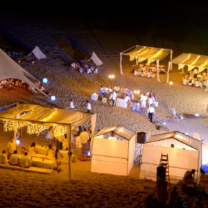 EVENTOS PRIVADOS Y CENA EMPRASARIAL EN EL DESIERTO DE HUACACHINA